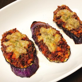 茄子とひき肉のチーズ焼き