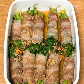 豚バラ豆苗巻き