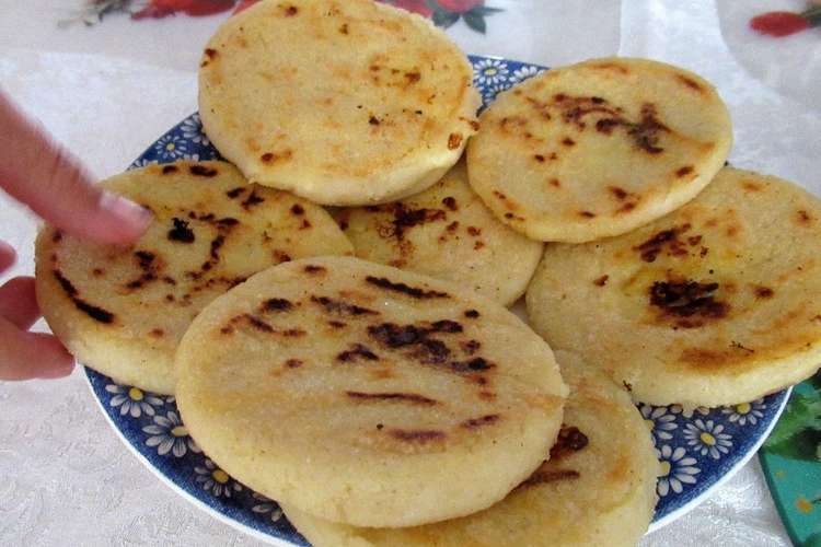 南米のとうもろこしパンケーキ アレパ レシピ 作り方 By 世界の台所探検家 クックパッド 簡単おいしいみんなのレシピが361万品