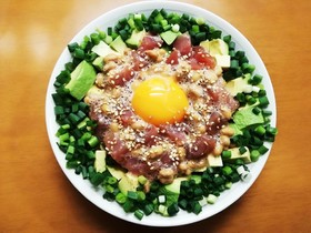 簡単おかず☆ドレッシングでマグロユッケ