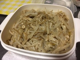 低糖質☆もやしとえのきのバター炒め