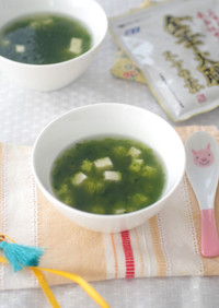 生海苔と豆腐の中華スープ