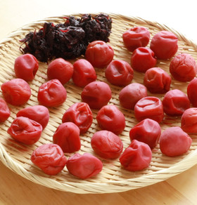 自宅で漬ける!かんたん梅干し