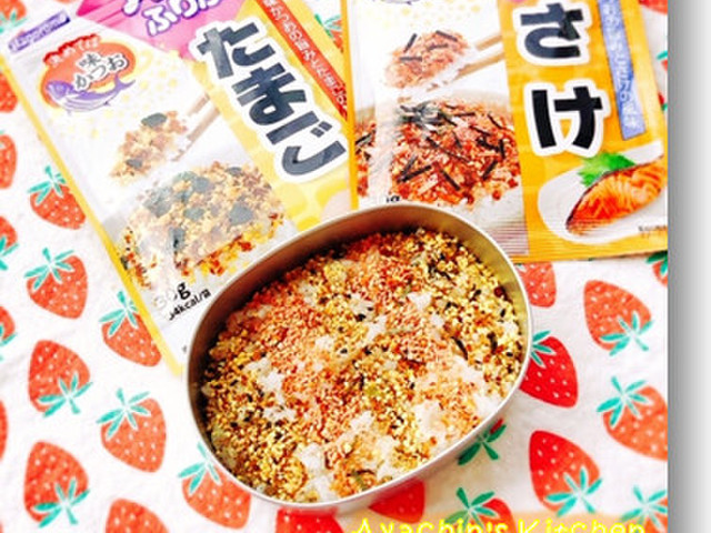 しましま ふりかけご飯 レシピ 作り方 By あやちん０８１６ クックパッド 簡単おいしいみんなのレシピが364万品