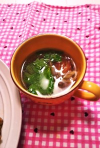 ミョウガとセロリの葉の薬味コンソメスープ