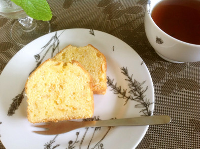 甘夏マーマレードのバターケーキの写真