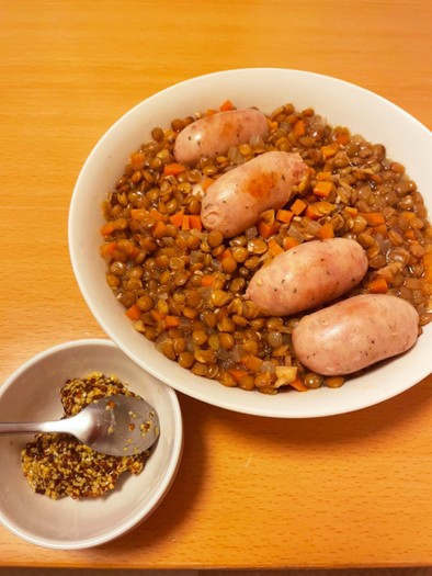 俺のレシピ:ソーセージとレンズ豆の煮込みの写真