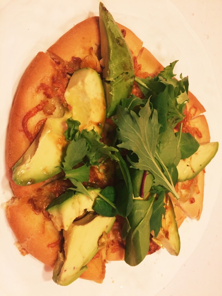 アボカドペスト入りズッキーニヌードルのレシピ