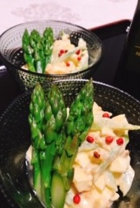グリーンアスパラと半熟卵のサラダ