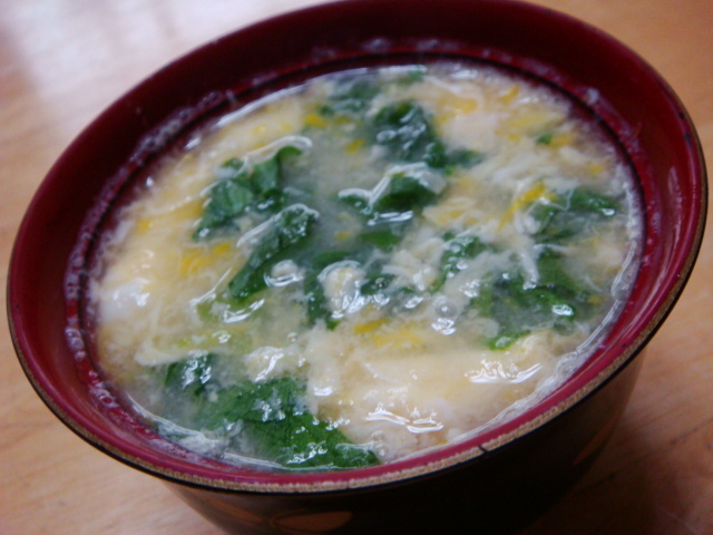 ニセ～エンドウのお味噌汁の画像