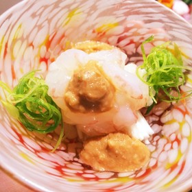 海老の頭を捨てずに海老味噌を作る