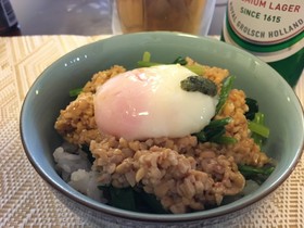 ポン酢でひきわり納豆とほうれん草の温玉丼