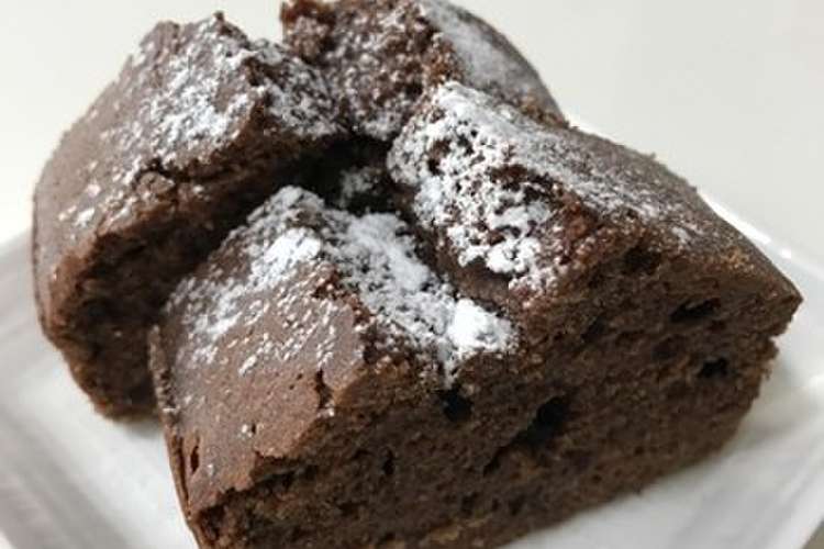 混ぜて焼くだけ簡単チョコレートケーキ レシピ 作り方 By Sazanka403 クックパッド 簡単おいしいみんなのレシピが355万品