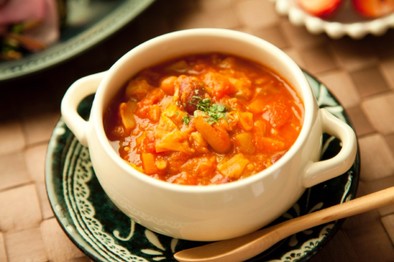 ひよこ豆と春キャベツの⁂トマトスープの写真
