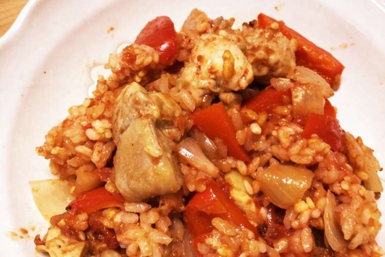 鶏とトマト缶で簡単 炊飯器カレーピラフ レシピ 作り方 By ゆる母さん クックパッド 簡単おいしいみんなのレシピが352万品