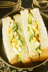 卵と胡瓜のサンドイッチ
