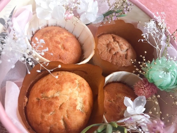 《栄養士》外カリッ中しっとりカップケーキ
