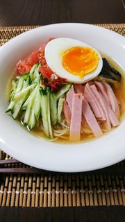 そうめんで簡単 韓国風冷麺の写真