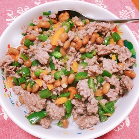 冷蔵庫にある物で!ひき肉納豆丼☆