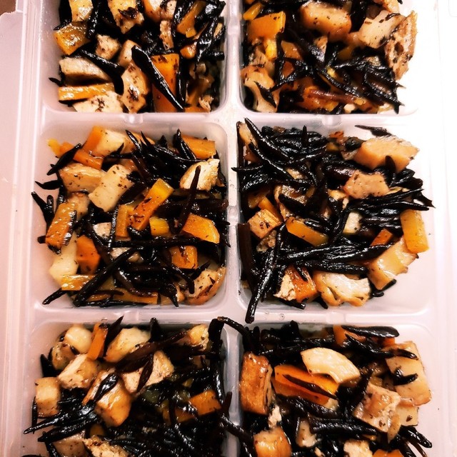 離乳食完了期 幼児食 ひじきの煮物 レシピ 作り方 By わしん君 クックパッド 簡単おいしいみんなのレシピが374万品
