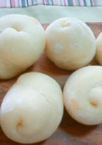 チーズの白パン 巻き貝の形