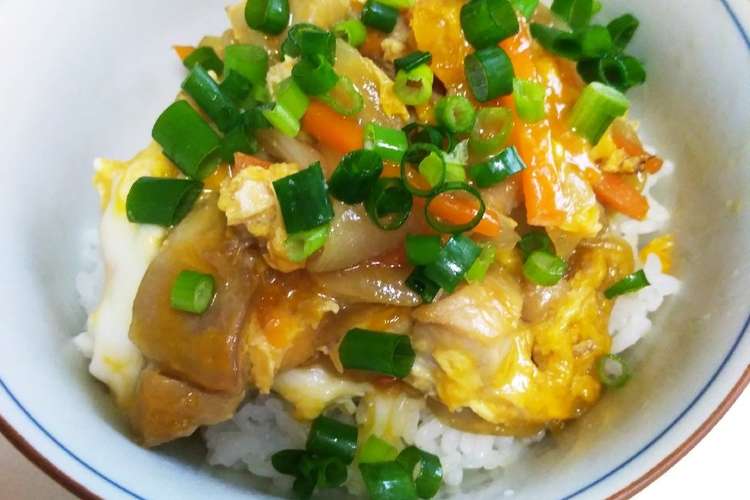 フライパンで簡単に 人参入り親子丼 レシピ 作り方 By あれっこ母さん クックパッド 簡単おいしいみんなのレシピが360万品