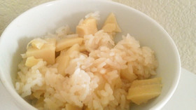 支度は6分de炊飯器deずぼら筍ご飯