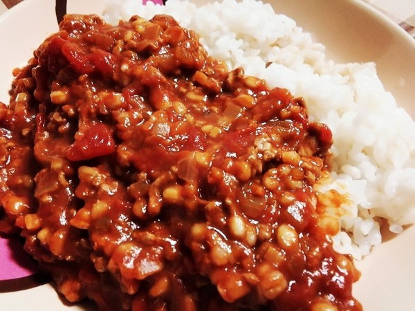 簡単レシピ☆もち麦入りトマトキーマカレー