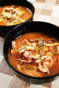 簡単レシピ☆もち麦入り豚キムチスープ