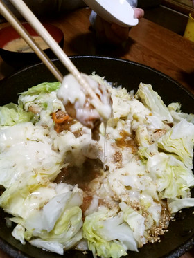 ラー油でチーズタッカルビみたいな