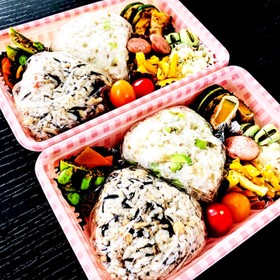 空豆と搾菜& ひじきサーディンのおむすび