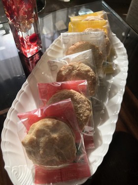 胡桃バタークリームのダックワーズ