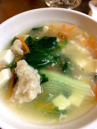 レタスと鶏牛蒡すり身のとろみ中華風スープの写真