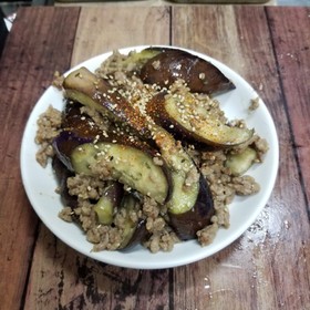 なすの肉味噌炒め