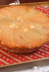 チーズのタルトタタン