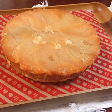 チーズのタルトタタン