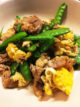 豚肉とシャキシャキ絹さや、ふんわり卵炒め