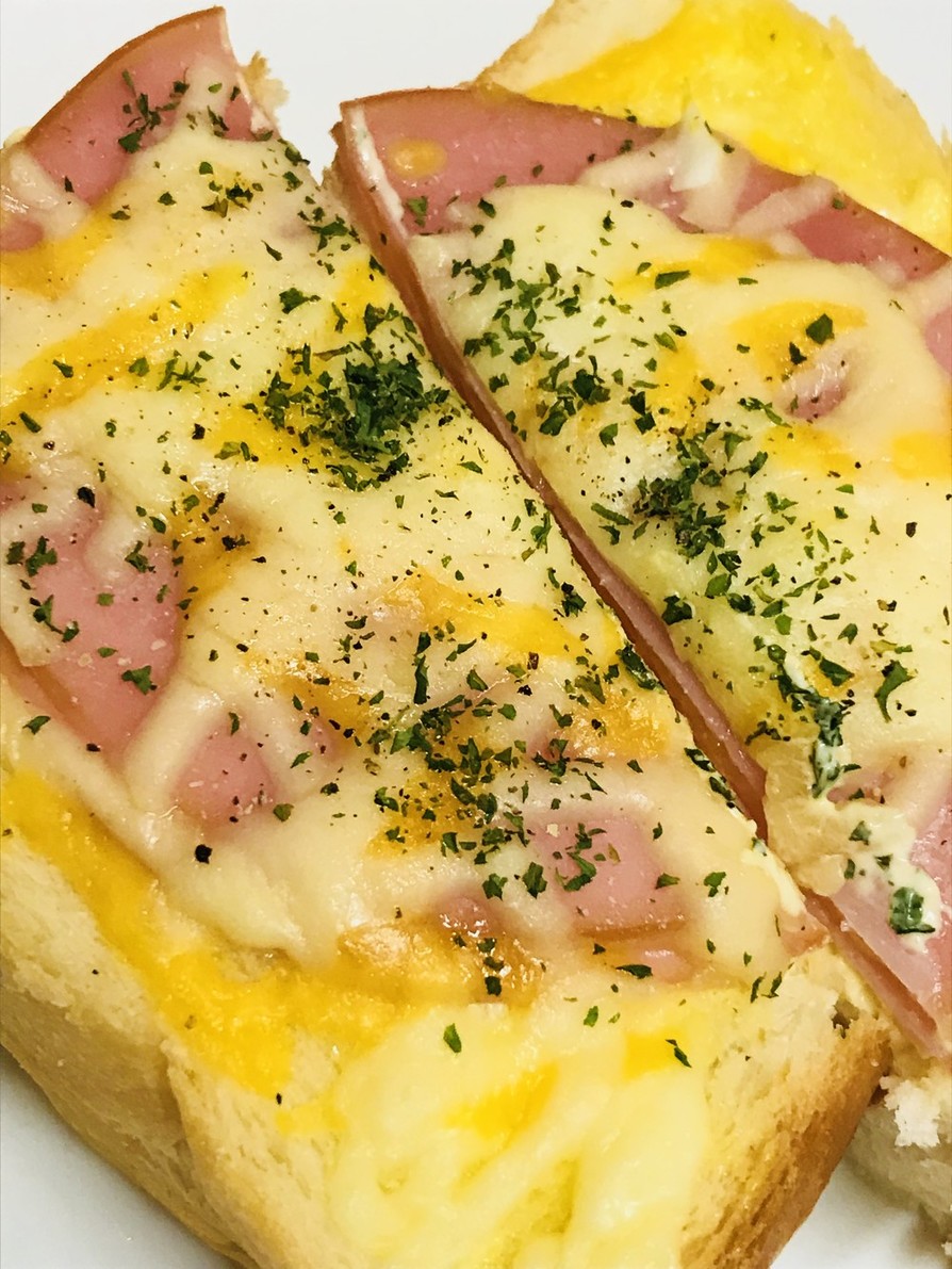 Wハム＆チーズのマヨネーズトーストの画像
