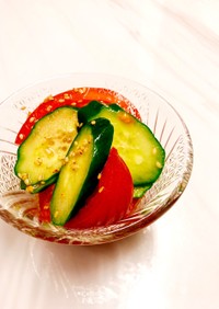 トマトときゅうりの中華サラダ