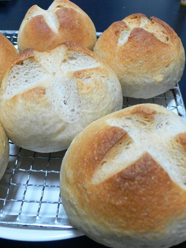 香ばしライ麦のパンの画像