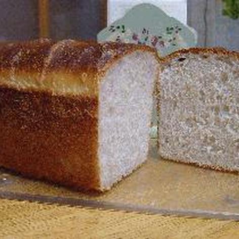 ぶどう酵母ちゃんから作ったパンだよ。