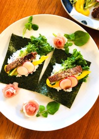 記念日に♡ステーキ肉のサラダ手巻き寿司