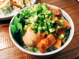 魯肉飯