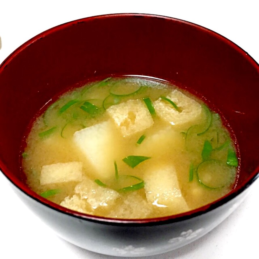 しゃくしゃく食感✩長芋と油揚げのお味噌汁の画像