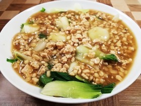 簡単レシピ☆チンゲン菜のそぼろあんかけ