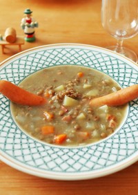 ドイツのレンズ豆のスープ　リンゼンズッペ
