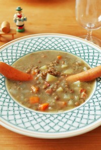 ドイツのレンズ豆のスープ　リンゼンズッペ