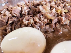 ルーローファン(魯肉飯)