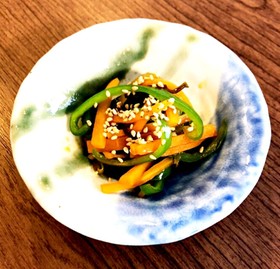 簡単!ピーマン♡にんじんカラフル炒め
