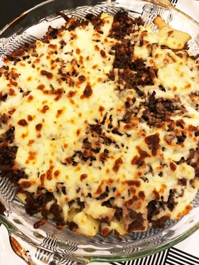 簡単!ひき肉とジャガイモのチーズ焼き